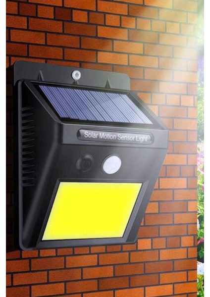 Hareket Edince Yanan Solar 48 Ledli Lamba Çok Amaçli Günes Enerjili Sensörlü Lamba Bahçe
