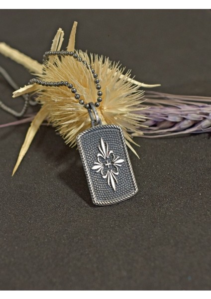 Floral Arması Şövalye Erkek Gümüş Kolye modelleri