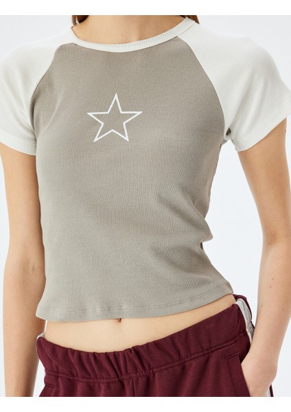 Yıldız Baskılı Reglan Kollu Bisiklet Yaka Kaşkorse Slim Fit Tişört indirimleri