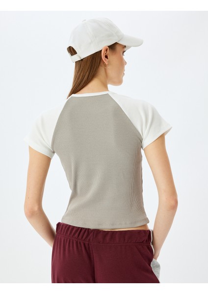 Yıldız Baskılı Reglan Kollu Bisiklet Yaka Kaşkorse Slim Fit Tişört fırsatları