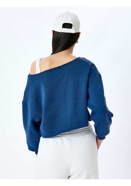 Slogan Baskılı Kayık Yaka Uzun Kollu Crop Sweatshirt