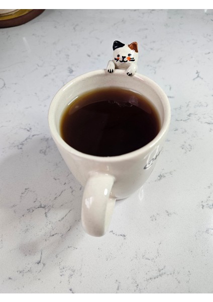 Seramik El Yapımı Kedi Figürlü Kupa, Balık Desenli, Minimalist, Benzersiz Tasarım, Özel Hediyelik Mug Özel Tasarım