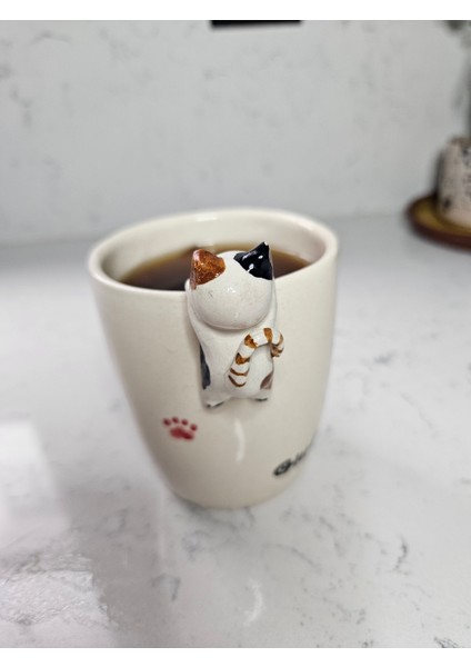 Seramik El Yapımı Kedi Figürlü Kupa, Balık Desenli, Minimalist, Benzersiz Tasarım, Özel Hediyelik Mug Özel Tasarım