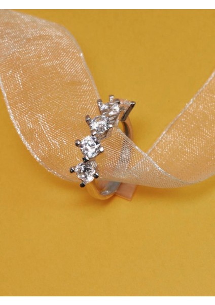 Gümüş Zirkon Beştaş Kadın Yüzük fiyatları