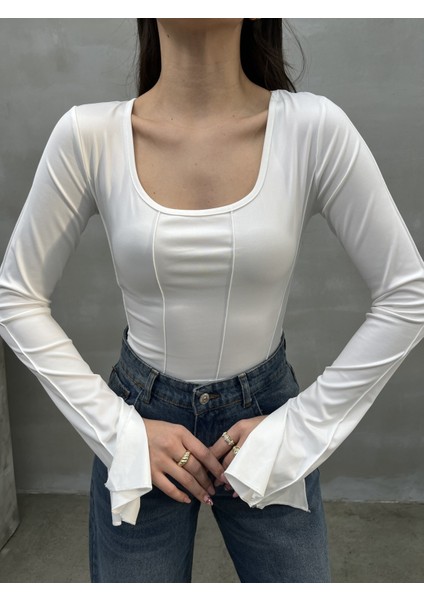 Kadın Bluz Ispanyol Kol Dikiş ve Bağlama Detaylı Sırt Dekolteli U Yaka Bluz fırsatları