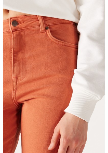 Mom Straight Fit Düz Kesim Yüksek Bel Turuncu Esnek Pantolon fırsatları