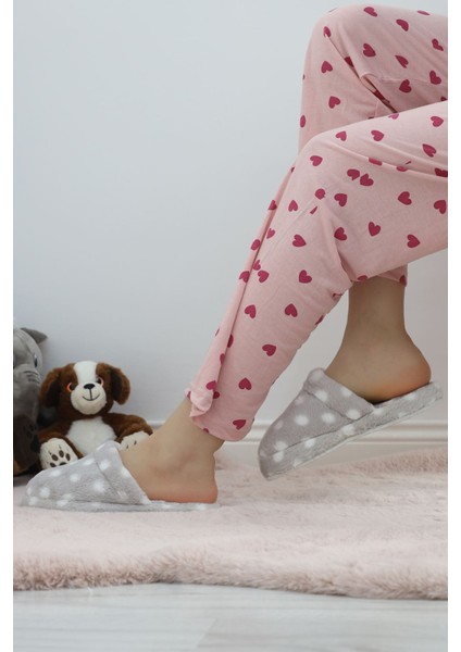 Puanlı Peluş Terlik Gri - 12363.264. fiyatları