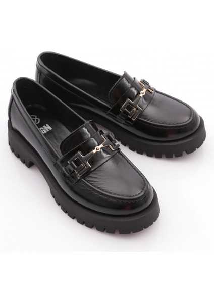2854 Kadin Metal Aksesuarli Loafer Ayakkabi