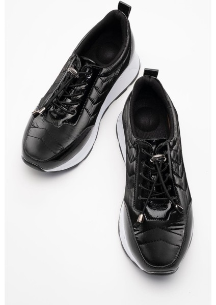 Kadın Günlük Ayakkabı Siyah Parlak Beyaz indirimleri