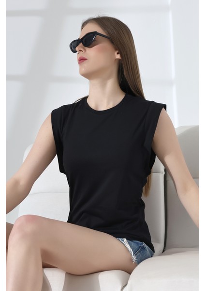 %100 Pamuk Bisiklet Yaka Kolsuz Geniş Kol Işlemeli Kadın T-Shirt 21572 Siyah fiyatları