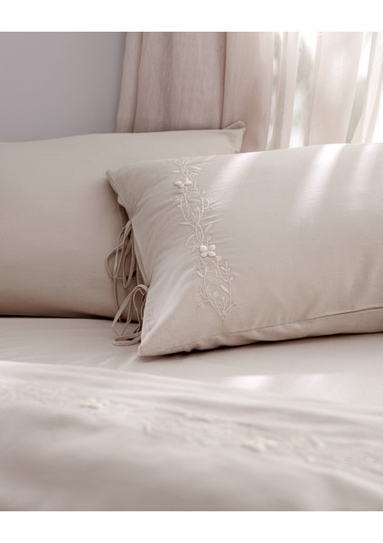 Loris King Size %100 Pamuk Nakışlı Nevresim Takımı - Bej indirimleri