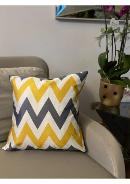 Zigzag Desenli Çift Taraflı Dekoratif Kırlent Kılıfı