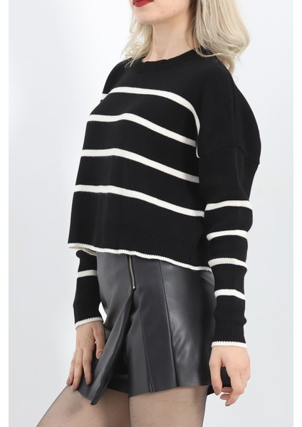 Çizgili Crop Triko Siyahlatte - 3100.1577. modelleri