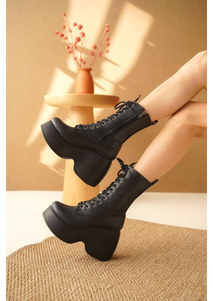 Kadın Road Dolgu Topuklu Bağcıklı Bot - Siyah-Deri fırsatları