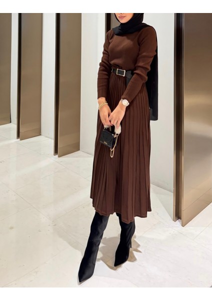 Standart Beden Çizgili Uzun Kollu Elbise