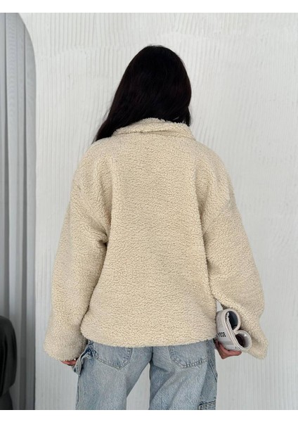Şerit Detaylı Peluş Mont modelleri