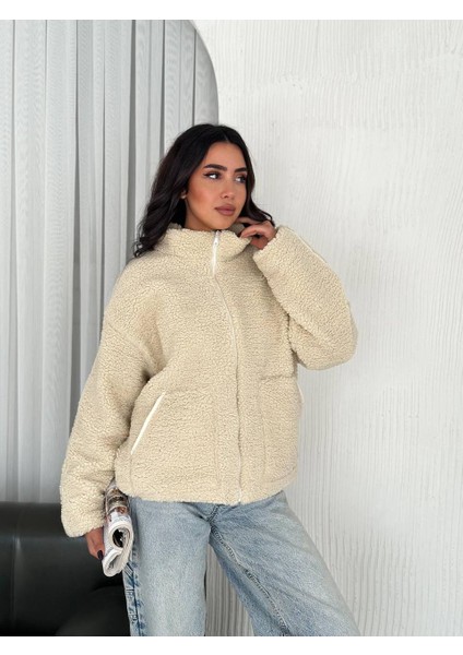 Şerit Detaylı Peluş Mont fırsatları
