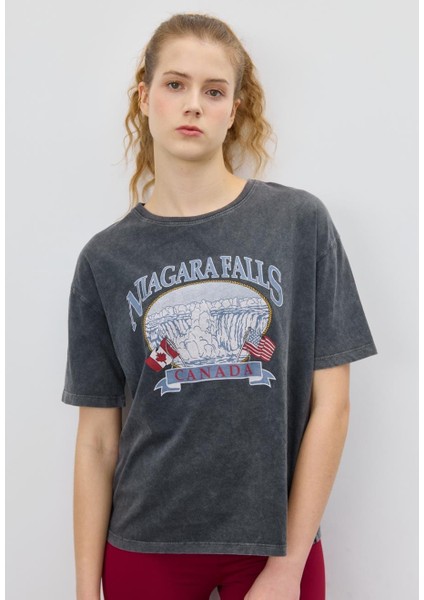 Kadın Antrasit Renk Niagara Falls Baskılı T-Shirt