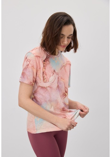 Kadın Rose Baskılı Fırfırlı T-Shirt