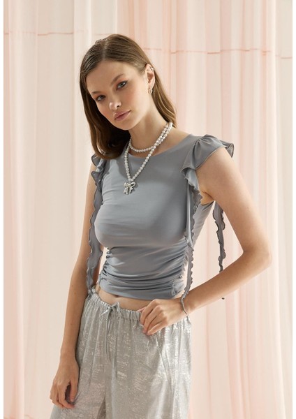 Kadın Grey Renk Kolları Fırfırlı Sıfır Kol T-Shirt