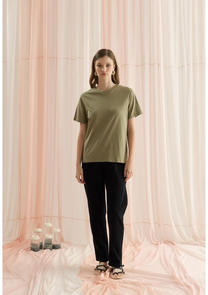 Kadın Kısa Kollu Basic T-Shirt
