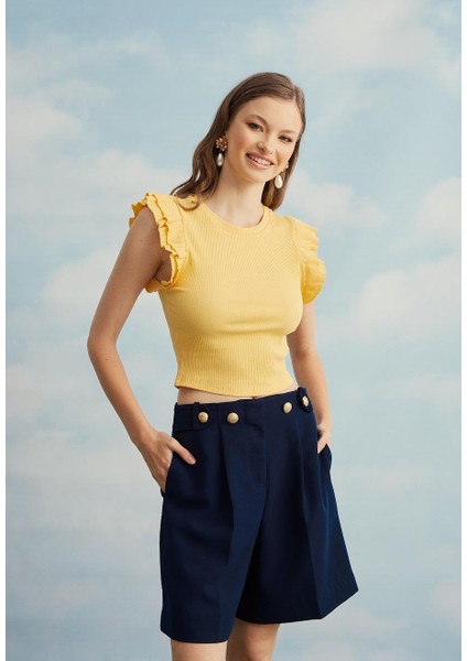 Kadın Kolları Fırfırlı Sarı Sıfır Kol Crop T-Shirt