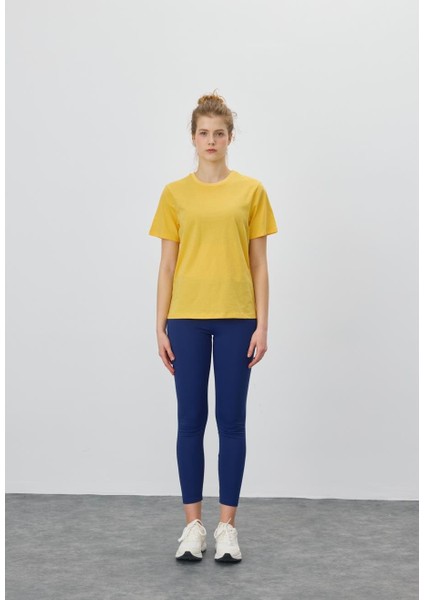 Kadın Sarı Renk Basic T-Shirt
