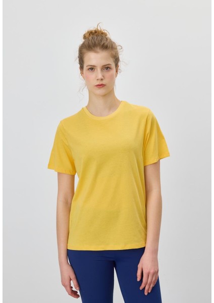Kadın Sarı Renk Basic T-Shirt fırsatları