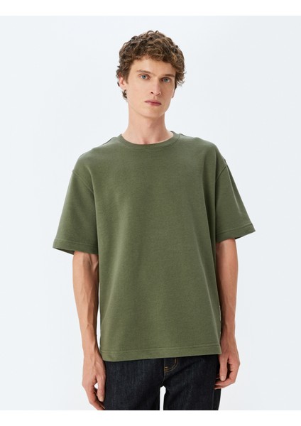 Bisiklet Yaka Kısa Kollu Pamuk Karışımlı Slogan Baskılı Oversize Tişört modelleri