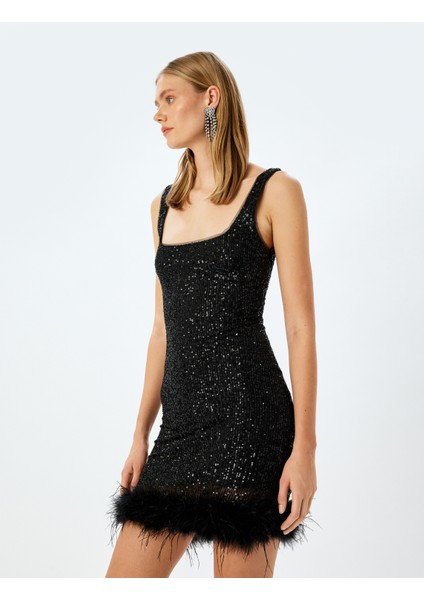 Tüy Detaylı Payetli Kare Yaka Kolsuz Mini Elbise