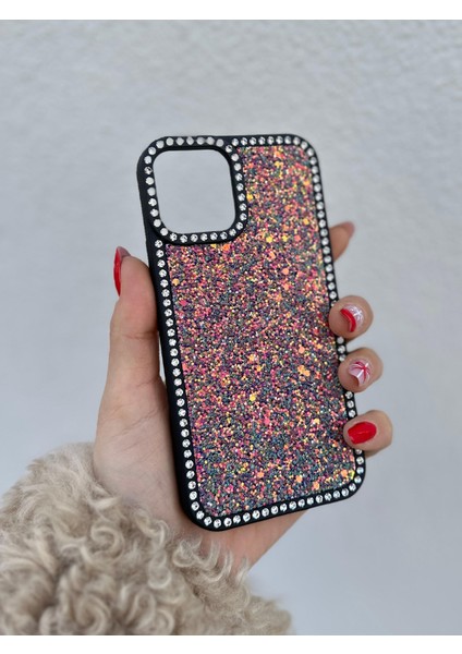 Apple iPhone 15 Plus ve 14 Plus Uyumlu Taşlı Kenarlı Renkli Taşlı Iç Yapılı Darbe Emici Premium Kılıf