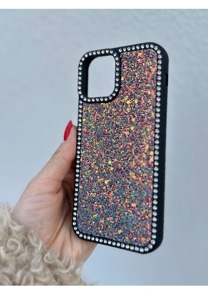 Apple iPhone 15 Plus ve 14 Plus Uyumlu Taşlı Kenarlı Renkli Taşlı Iç Yapılı Darbe Emici Premium Kılıf fiyatları