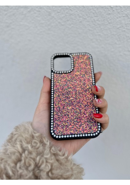 Apple iPhone 15 Plus ve 14 Plus Uyumlu Taşlı Kenarlı Renkli Taşlı Iç Yapılı Darbe Emici Premium Kılıf modelleri
