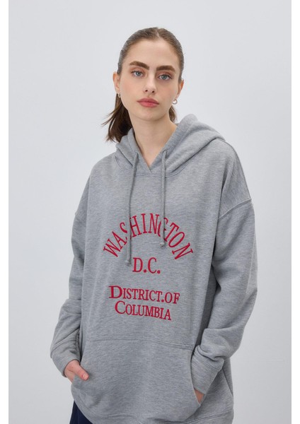 Kadın Gri Baskılı Kapüşonlu Oversize Sweatshirt