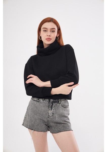 Kadın Siyah Balıkçı Yaka Sweatshirt