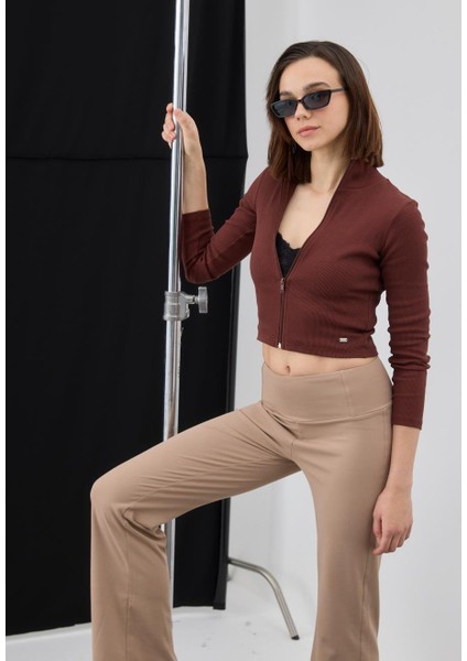 Kadın Çikolata Renk Yarım Balıkçı Crop Hırka modelleri