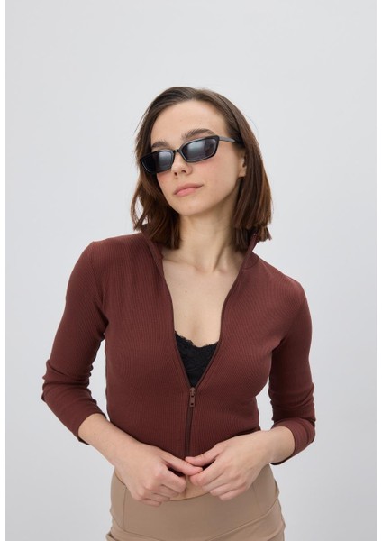 Kadın Çikolata Renk Yarım Balıkçı Crop Hırka fırsatları