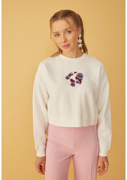 Kadın Önü Mor Nakışlı 3 Iplik Şardonlu Sweatshirt