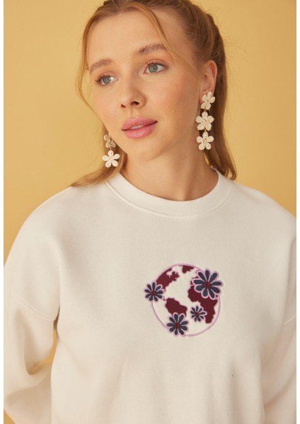 Kadın Önü Mor Nakışlı 3 Iplik Şardonlu Sweatshirt fiyatları