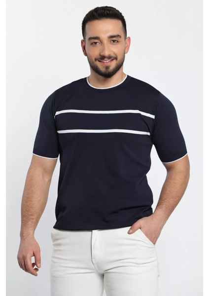 Çizgi Detaylı Bisiklet Yaka Erkek T-Shirt