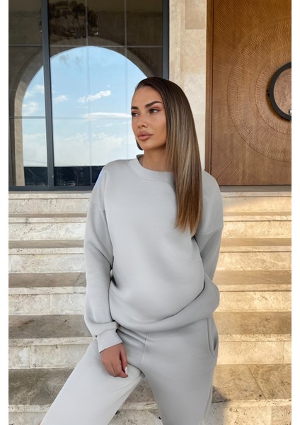 Kadın Trend Model Jogger Paçası Lastikli Bisiklet Yaka Hoodie Eşofman Takımı