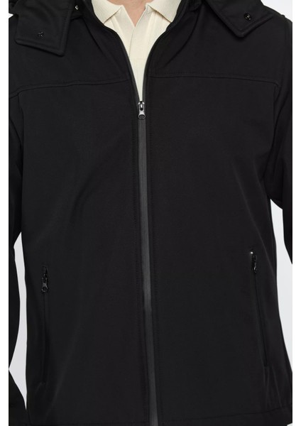 Erkek Kapüşonlu Softshell Mont