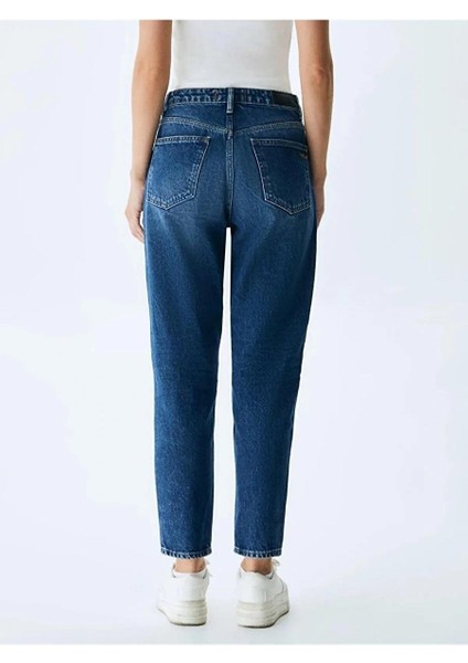 Maggıe X MAEKO Yüksek Bel Mom Jean Pantolon 10095157015401 modelleri