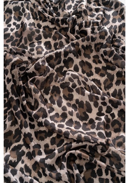 Kadın Leoparlı Soft Eşarp