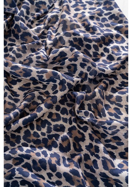 Kadın Leoparlı Soft Eşarp