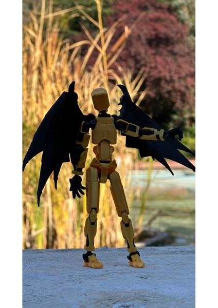 Lucky 13 Titan 13 Oynar Eklemli Robot Figür Oyuncak - Yarasa Kanat Serisi Altın Dummy fiyatları