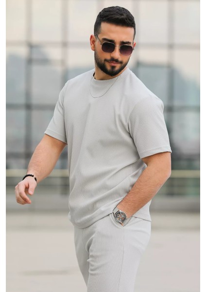 Bisiklet Yaka Jakarlı Oversıze Erkek Tişört fırsatları