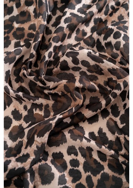 Kadın Leoparlı Soft Eşarp modelleri