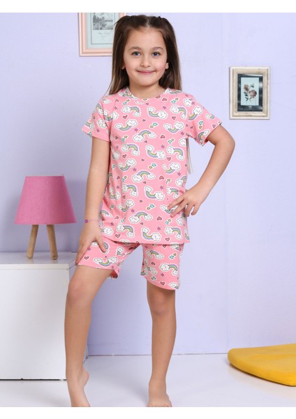 Gökkuşağı Desenli Şortlu Pembe Pijama Takımı modelleri