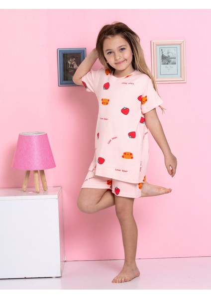 Çilek Desenli Fitilli Kumaş Pembe Şortlu Pijama Takımı